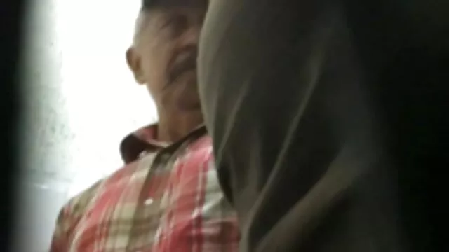 ته بزرگ, لیس الاغ نه تنها گربه بلکه کوس لوتی آنها عشق را به فاک با اسباب بازی