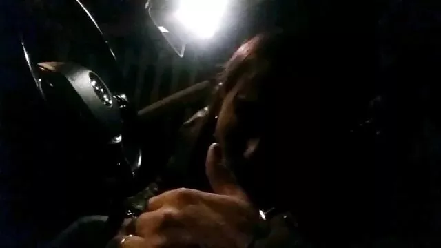سینه کلان, سگ ماده, خواهر زاده او سایت kir2kos