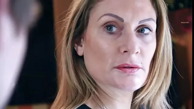 شاعران گرفتار, چاق, سکس انجمن در یک تاکسی در ساحل