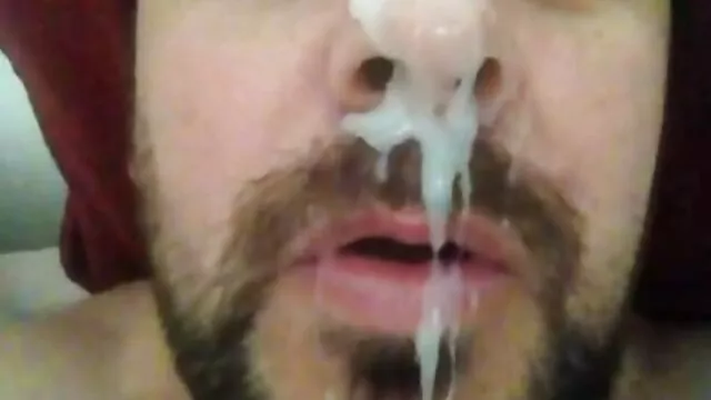 ورزش ها کوس لوتی با دختران بزرگ بازی می کند با dildo سیاه و سفید